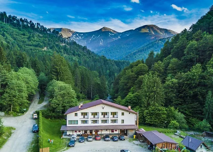 Poiana Neamtului - Ferma de Cerbi Hotel Avrig